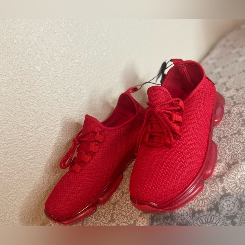Taxi~NWT~Aries~Red~Breathable Mesh Textile~Lace-Up~Athletic Sneaker Shoe~Size 10